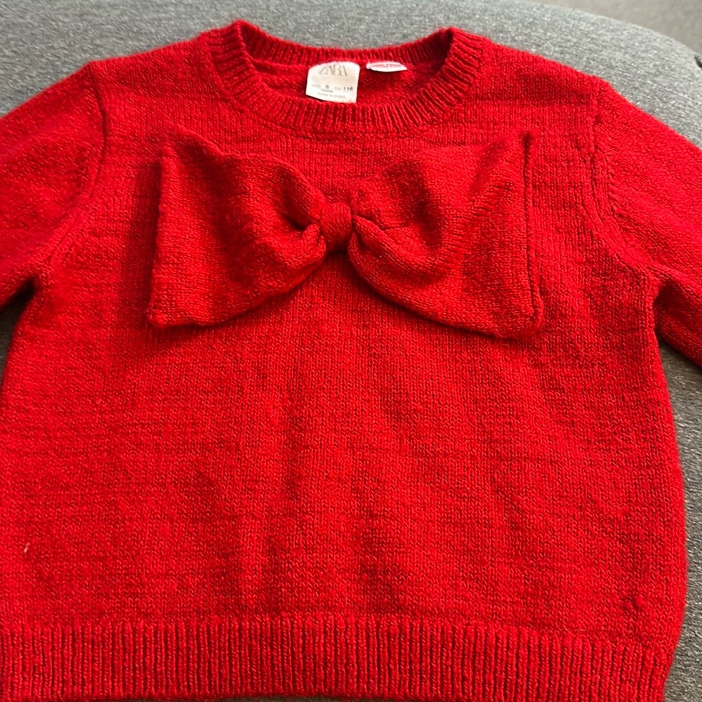 Zara red bow sweater size 6